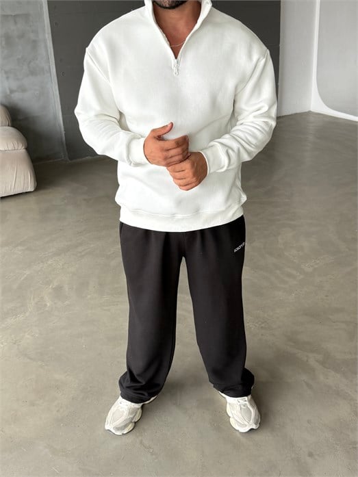 Beyaz Yarım Fermuarlı 3 İplik Sweatshirt Model 3