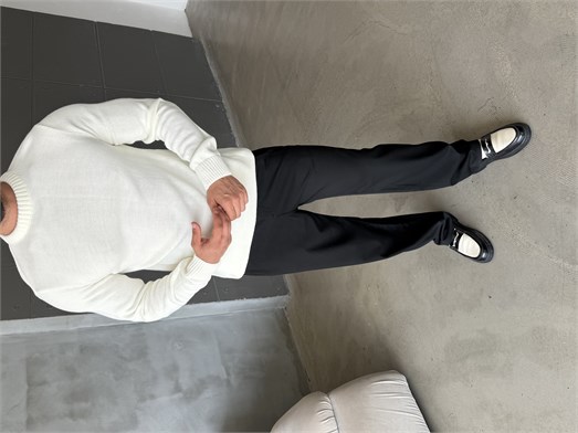 Ekru Bisiklet Yaka Basic Oversize Kazak TB