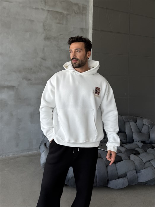 Ekru Kapşonlu Sırt At Aplikeli Püsküllü Sweatshirt PLZ 27003