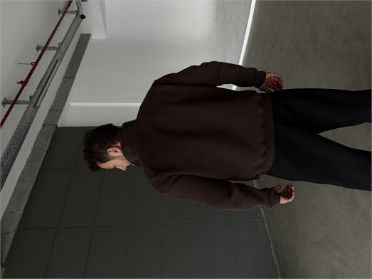 Kahve Yüksek Yaka Göğüs Fermuarlı Boxy Sweatshirt SNZ 5109