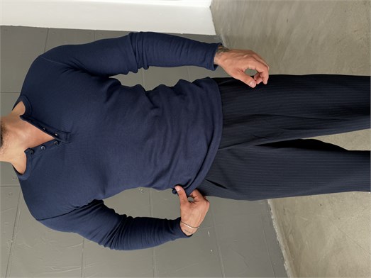 Lacivert Henley Yaka Uzun Kol SC