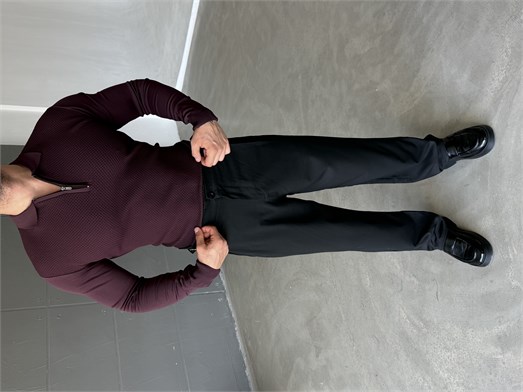Mürdüm Yakalı Fermuarlı Gofre Desen Triko KNG
