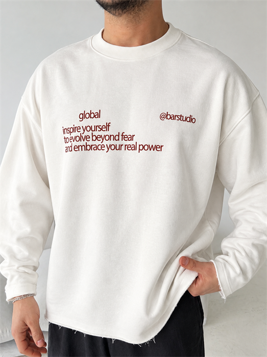 Beyaz Global Pis Kesim Boxy 3 İplik Sweatshirt BRR 80115