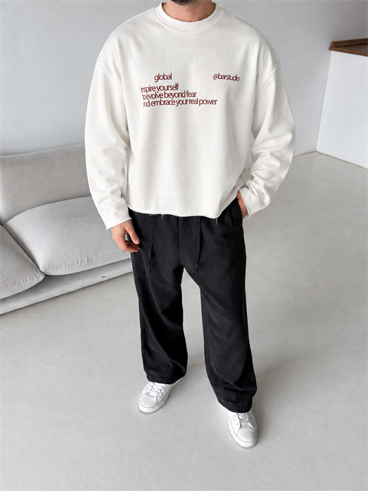 Beyaz Global Pis Kesim Boxy 3 İplik Sweatshirt BRR 80115