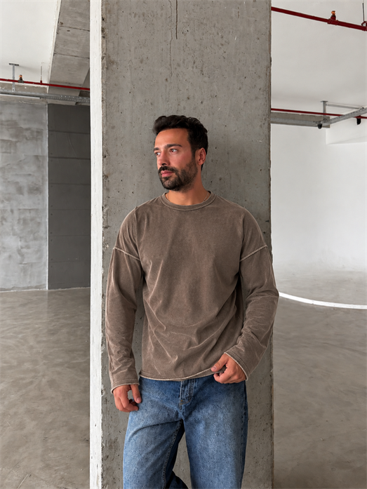 Kahve Yıkamalı Bisiklet Yaka İki İplik Sweatshirt KN 5751