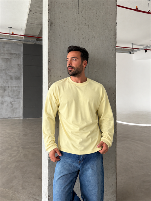 Sarı Yıkamalı Bisiklet Yaka İki İplik Sweatshirt KN 5751