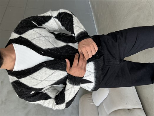 Siyah Çizgi Desenli Çift Renk Düğmeli Pamuk Hırka ESS 6008