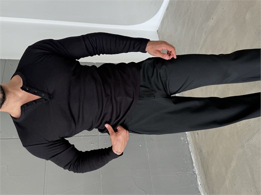 Siyah Henley Yaka Uzun Kol SC