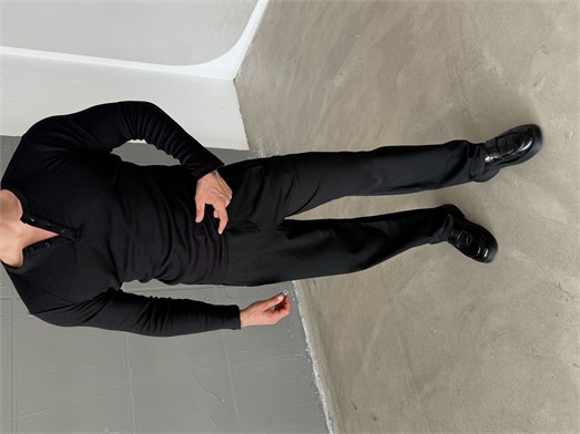 Siyah Henley Yaka Uzun Kol SC