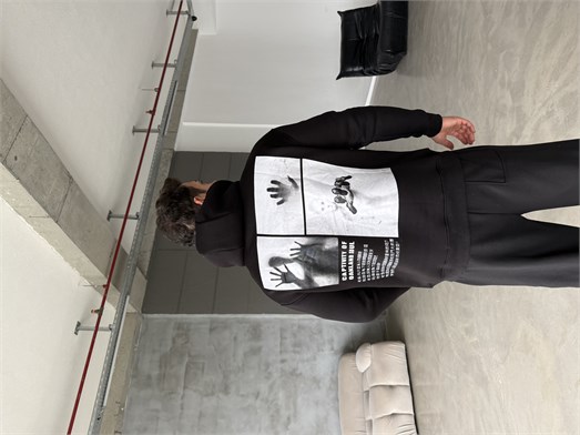 Siyah Kangru Kapşonlu Ruined İplik Hoodie Model 13