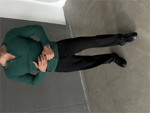 Zümrüt Henley Yaka Uzun Kol SC