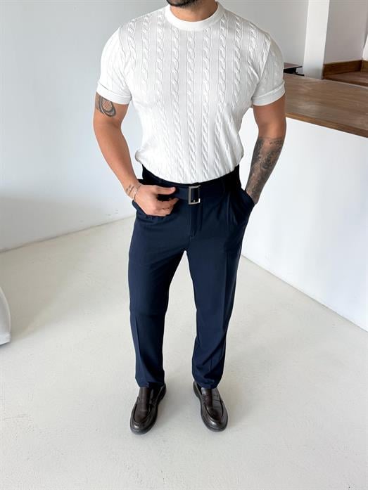 Beyaz Saç Örgü Bisiklet Yaka Triko TK