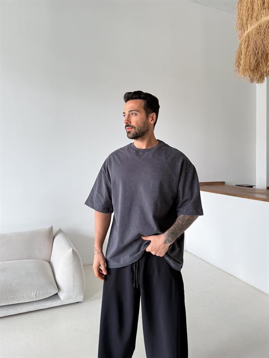 Gri Compak Gramajlı Yıkamalı Oversize Tişört PLZ
