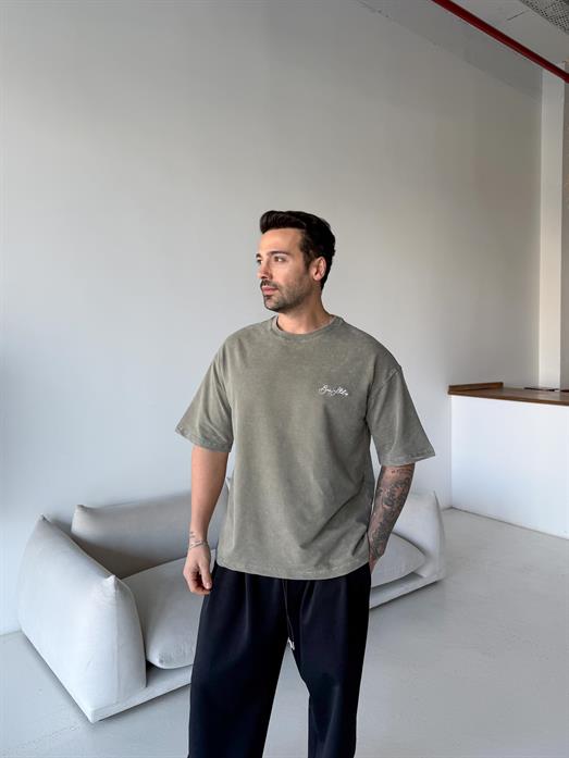Haki Nakışlı Yıkamalı Oversize Tişört BRR 20223