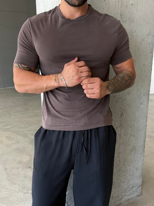 Kahve Yumuşak Doku Slim Fit Süprem Tişört PNC 8167