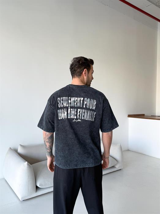 Siyah Nakışlı Yıkamalı Oversize Tişört BRR 20223