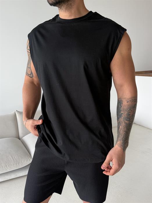 Siyah Sıfır Kol Compak Oversize Atlet LNS 49010