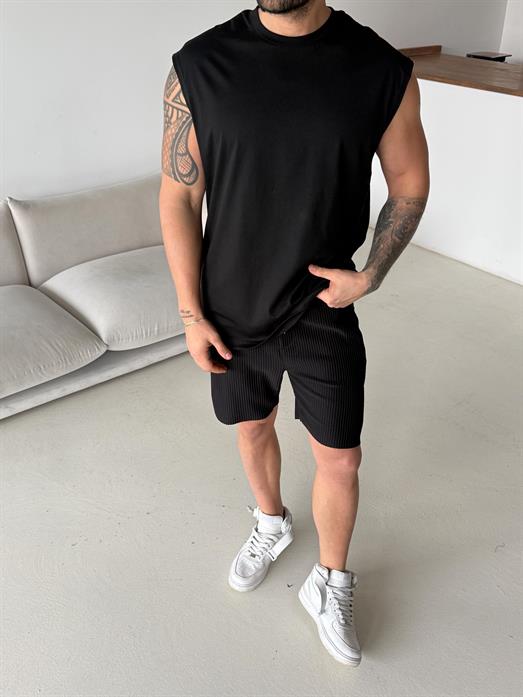 Siyah Sıfır Kol Compak Oversize Atlet LNS 49010