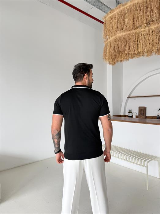 Siyah Yaka Çizgili Polo Yaka TK