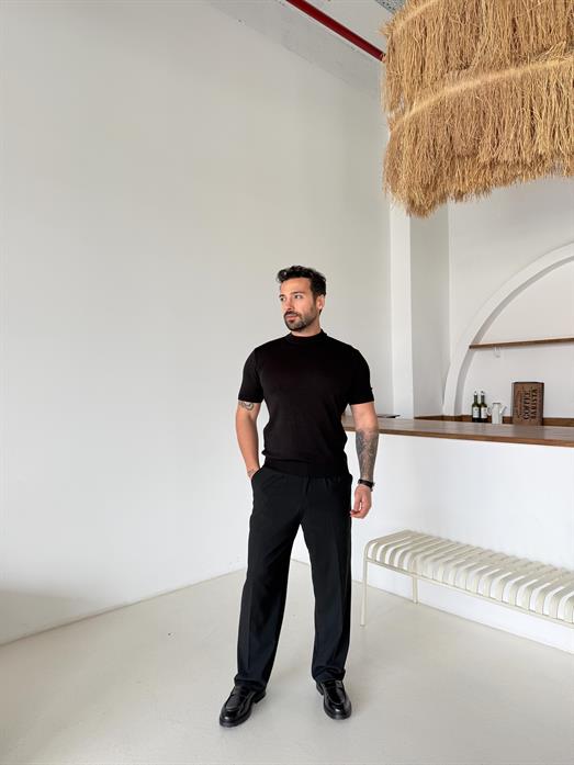 Siyah Yüksek Yaka Pamuk Triko SNZ T7012