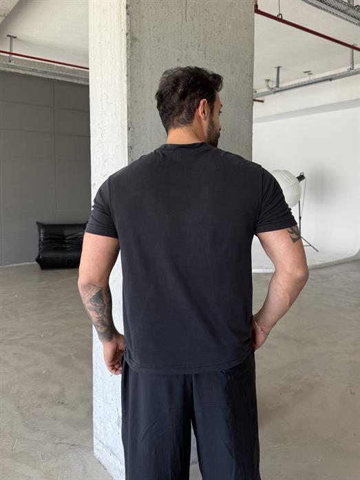 Siyah Yumuşak Doku Slim Fit Süprem Tişört PNC 8167