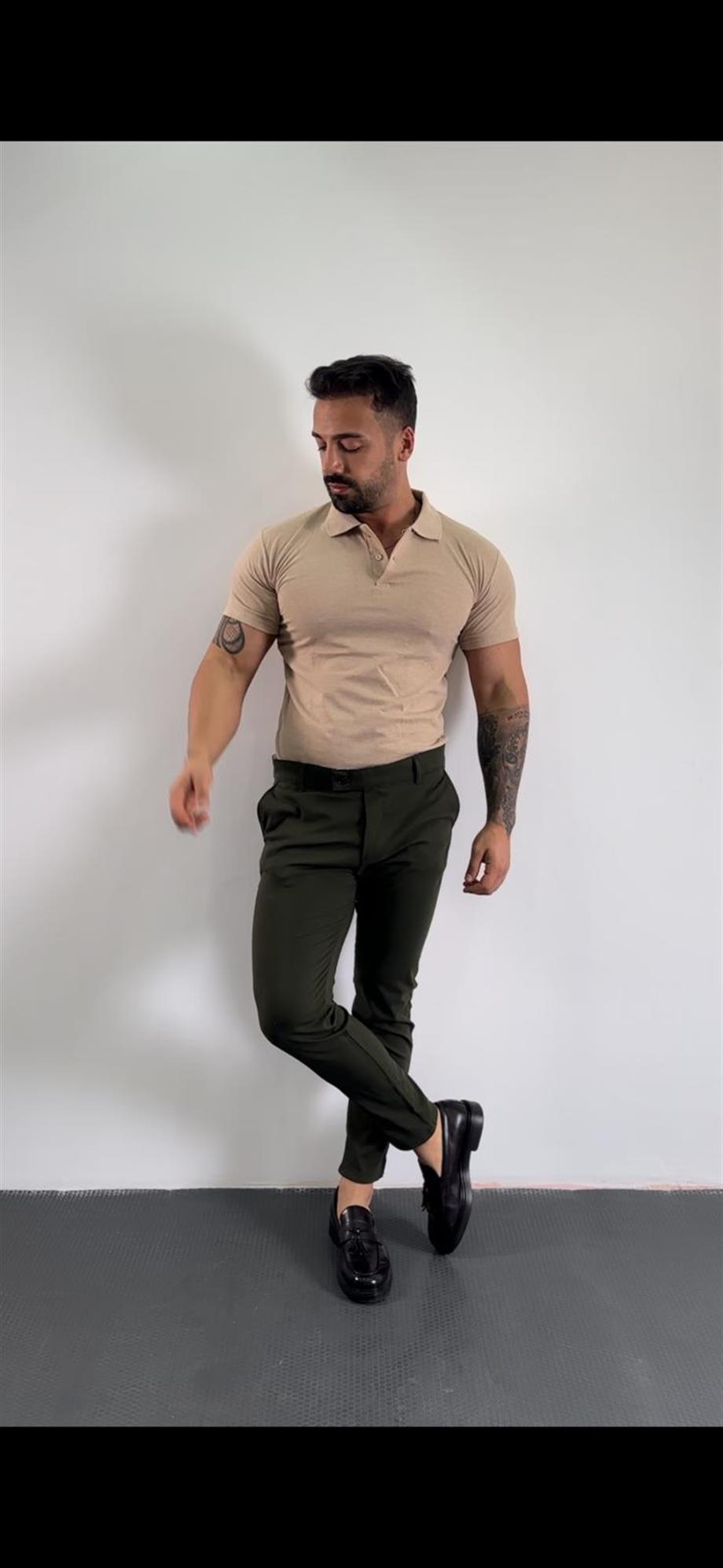 KOMBİNKrem Polo Yaka, Haki Kumaş Pantolon Kombin