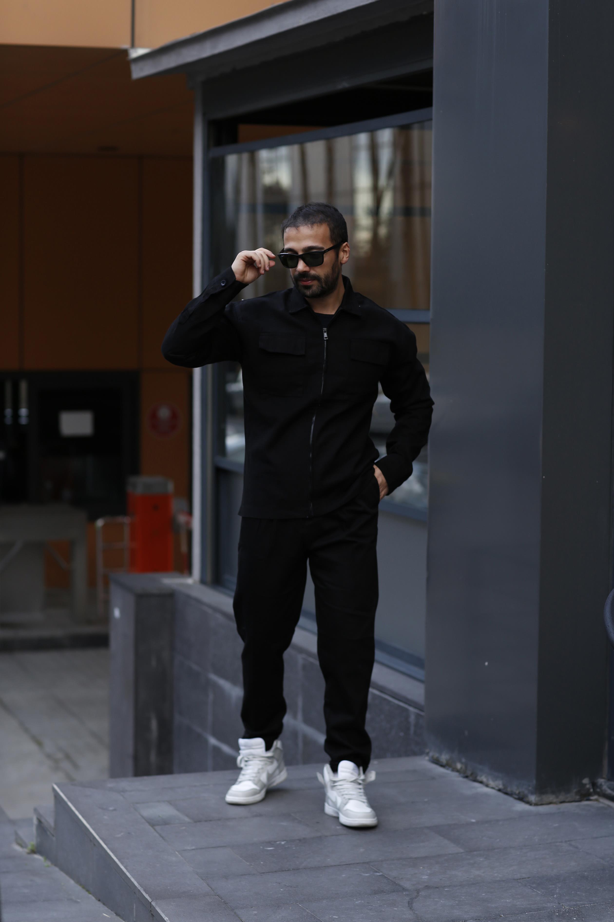 KOMBİNSiyah Gabardin Çift Göğüs Cepli Fermuarlı Gömlek , Siyah Gabardin Double Paça İtalian Pantalon SNZ8353