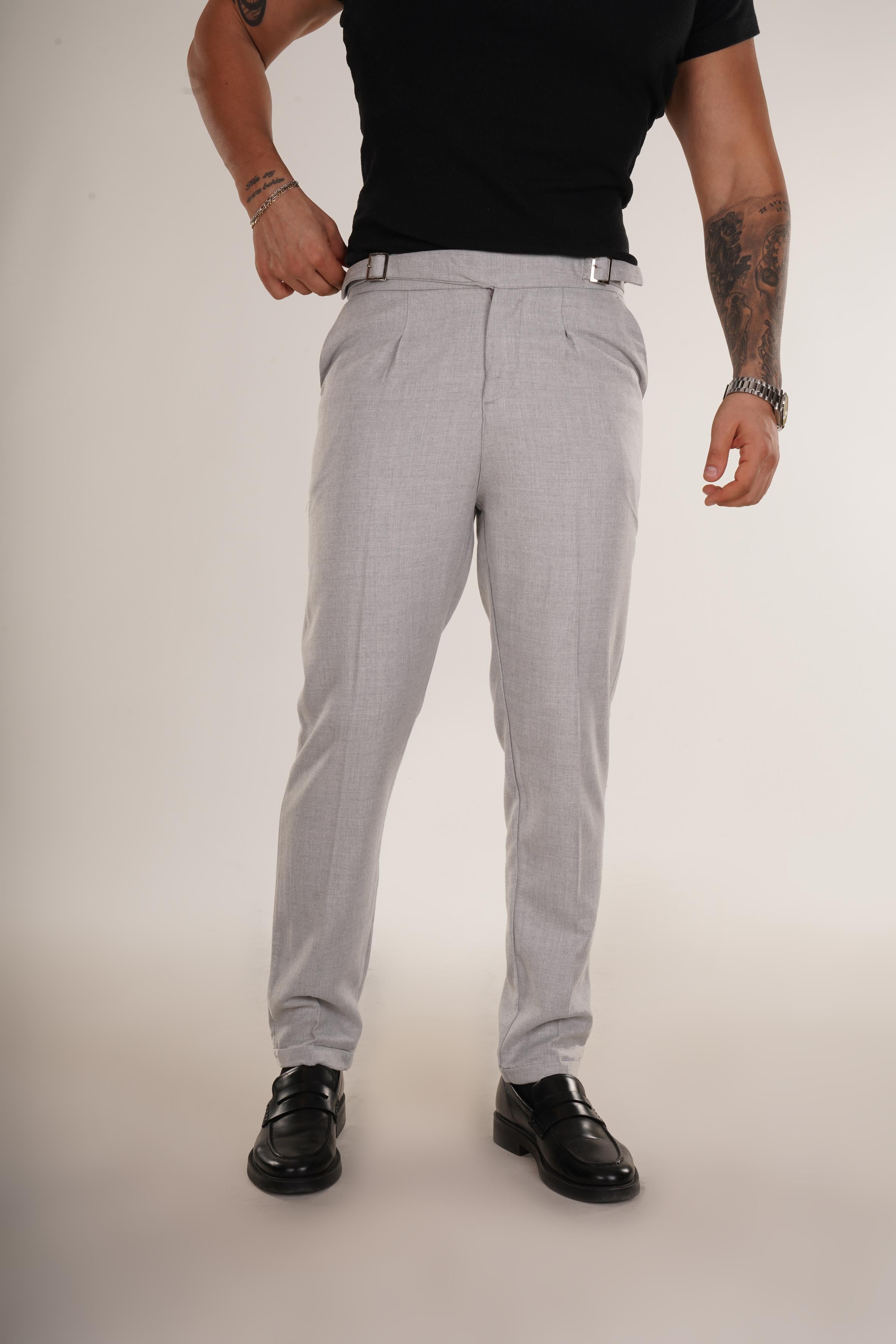 KUMAŞ PANTOLONGri Bel Demir Detaylı Normal Kumaş Pantolon 8420