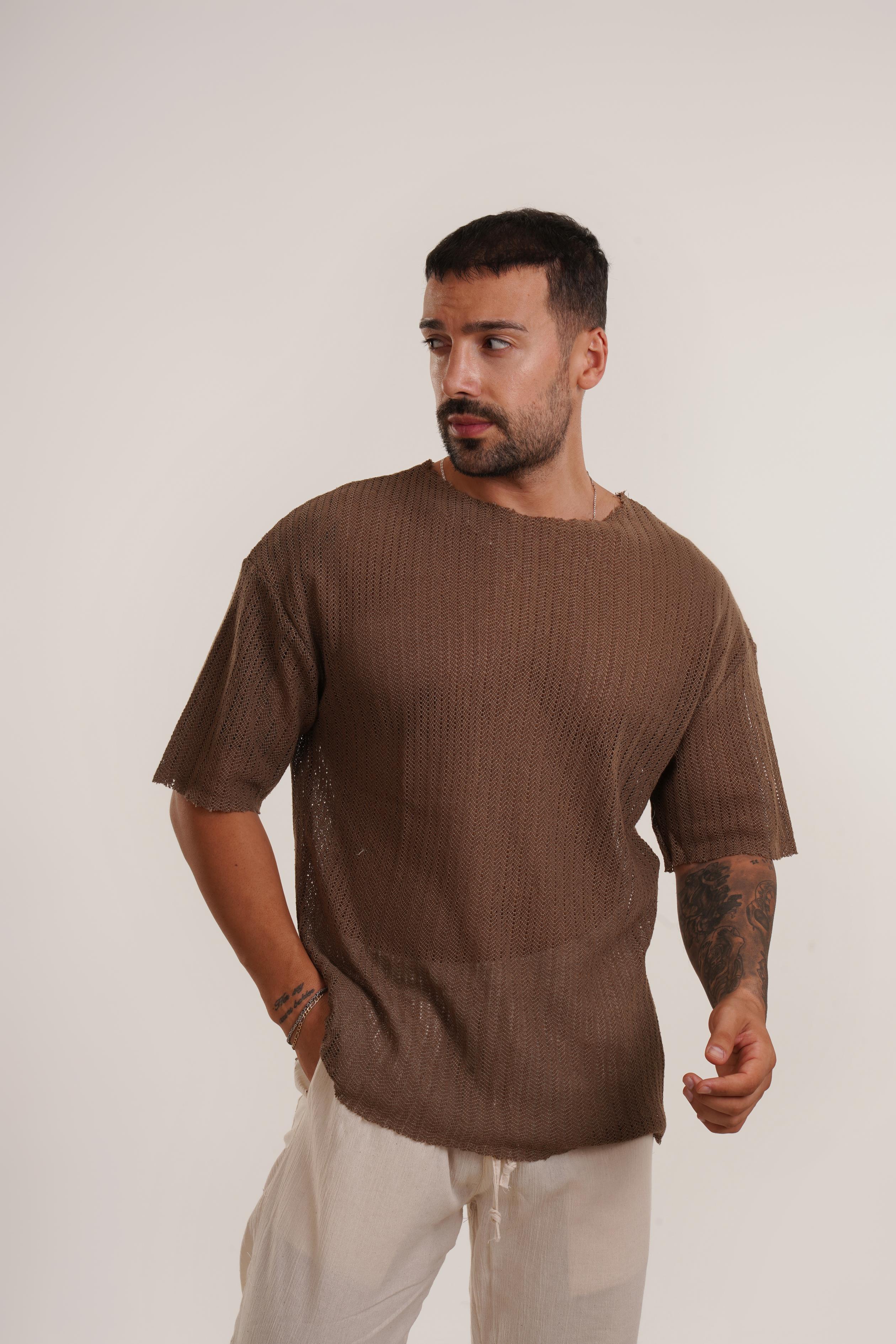 OVERSİZE T-SHİRTKahve Pis Kesim Delikli Oversize TSHİRT EST E70156