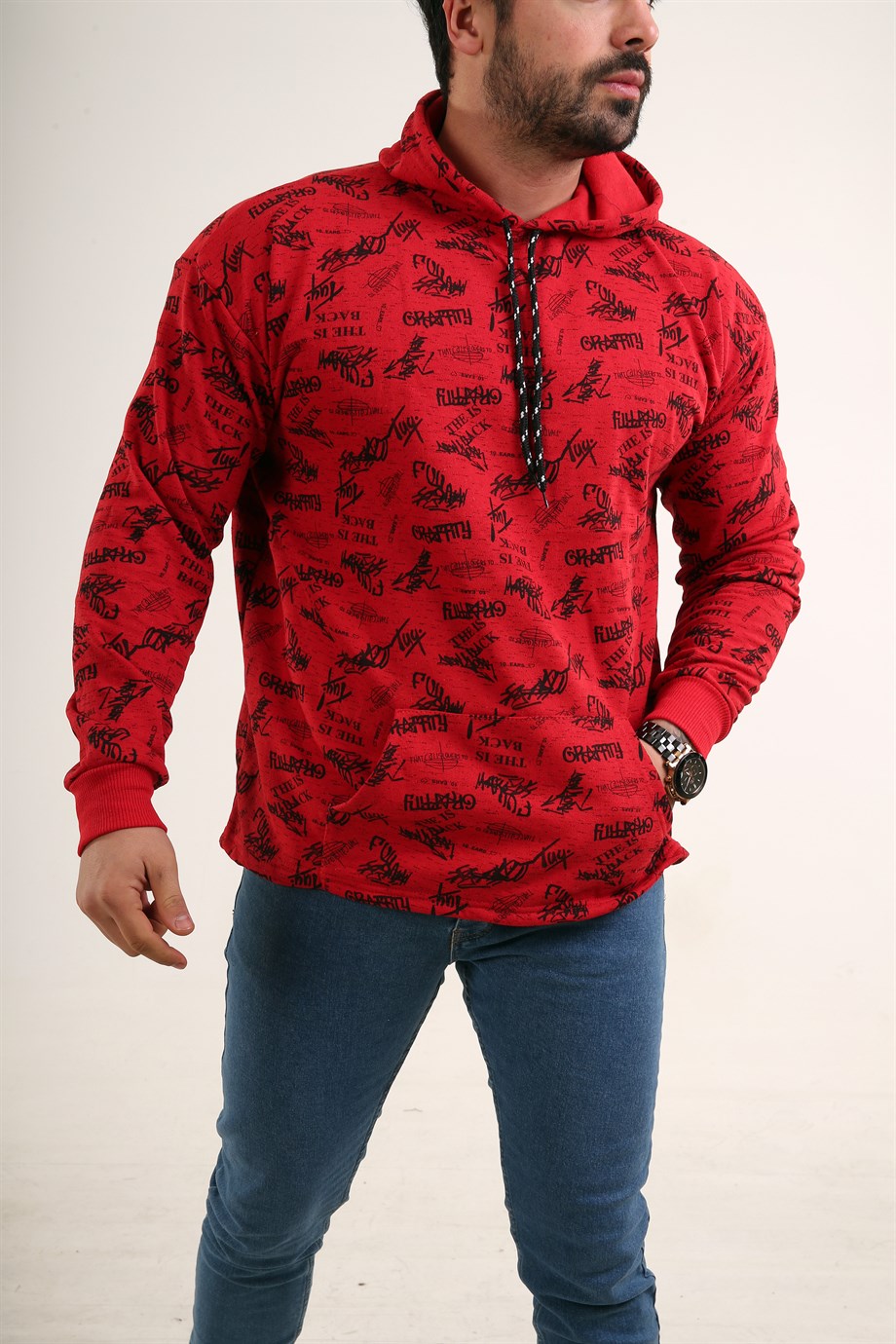 SWEATSHİRTKırmızı Grafity Baskılı Kapşonlu Sweatshirt TMB