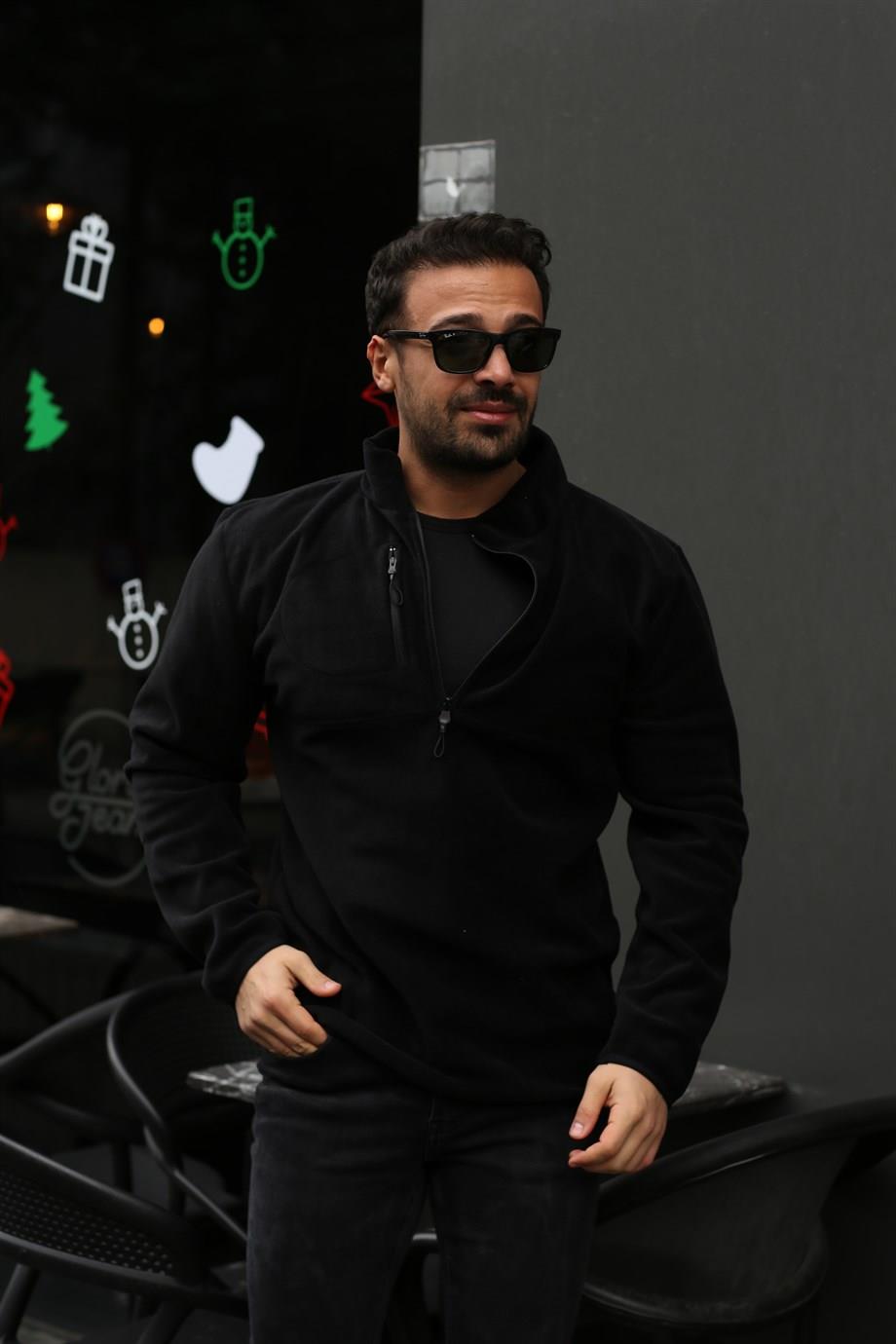 SWEATSHİRTSiyah Göğüs Yarım Fermuarlı Yarım Fermuar Polar TB