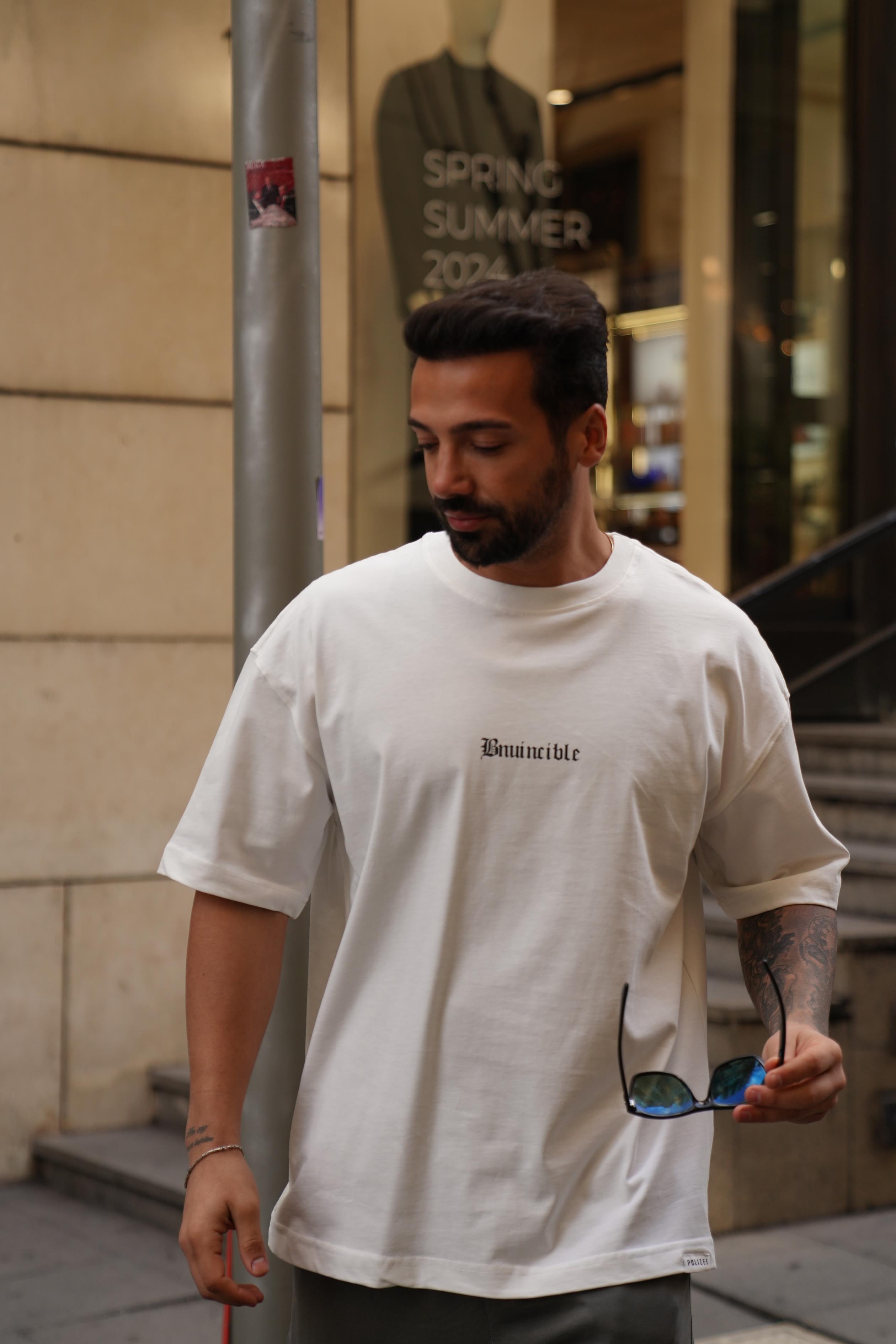T-SHİRTBeyaz 2 İplik Pop Smoke Baskılı Oversize T-Shirt