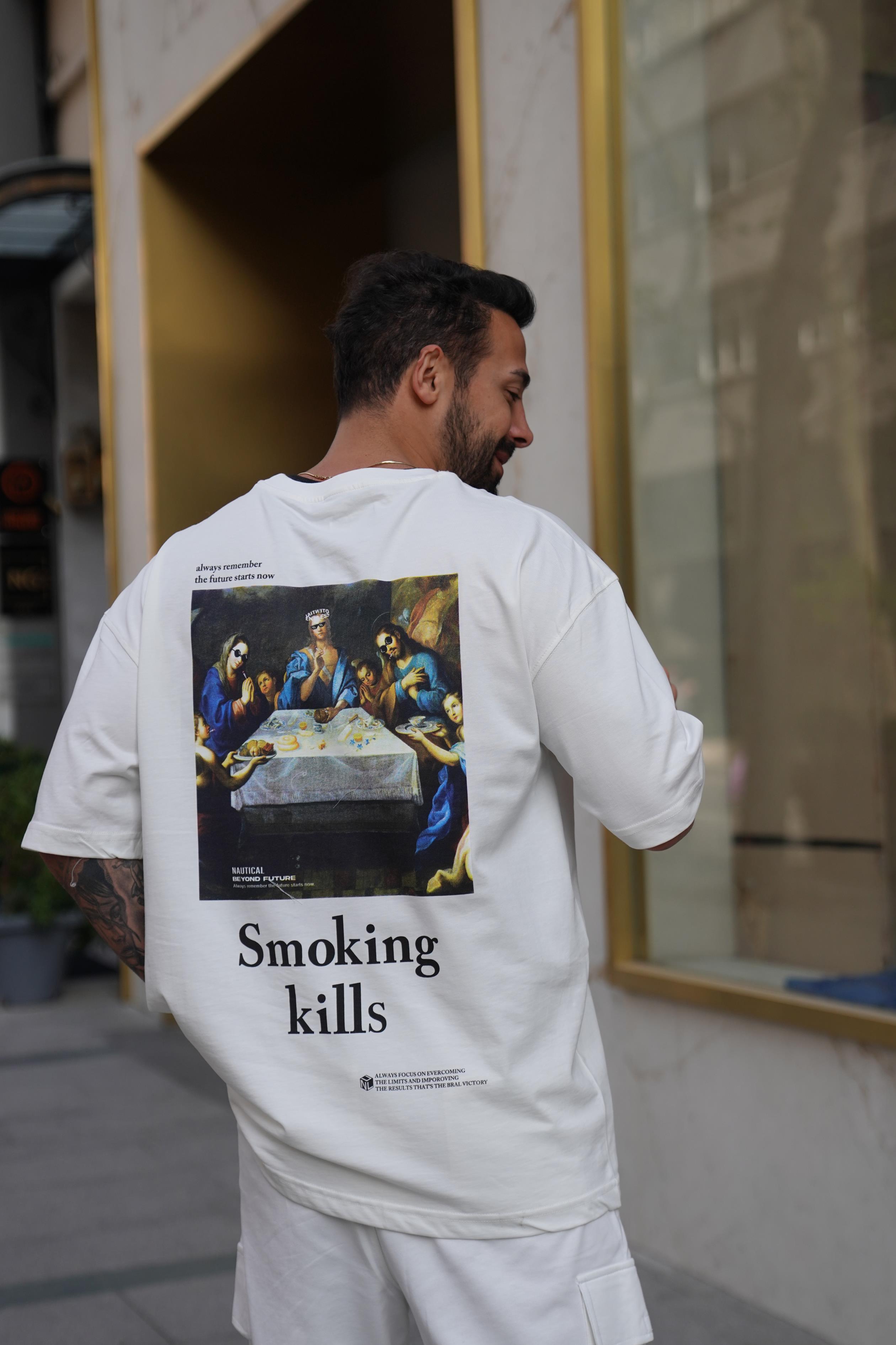 T-SHİRTBeyaz Smoking Kills Sırt Baskılı Oversize T-Shirt MHL