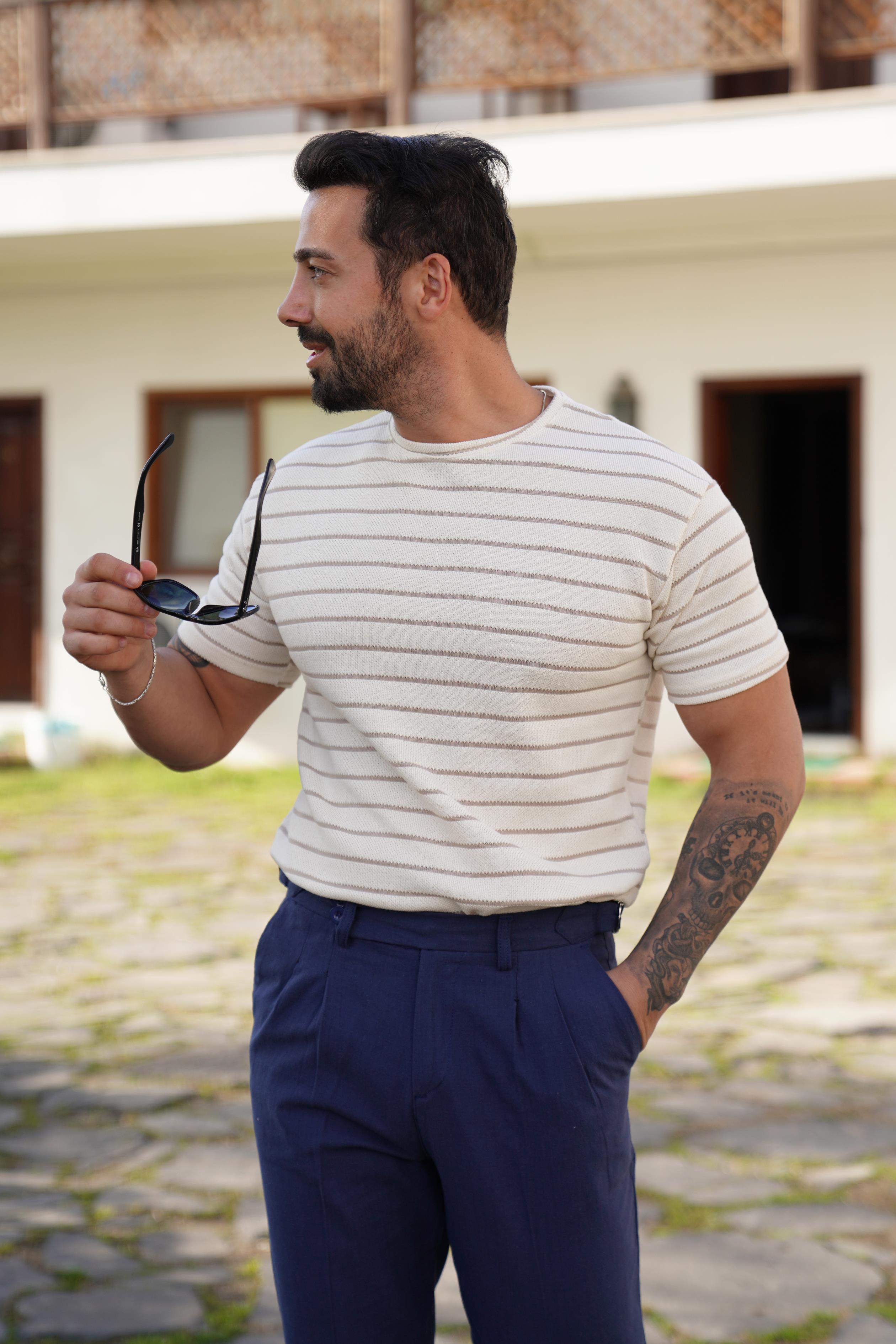 T-SHİRTBeyaza Bej Çizgili Triko SNZ 3931