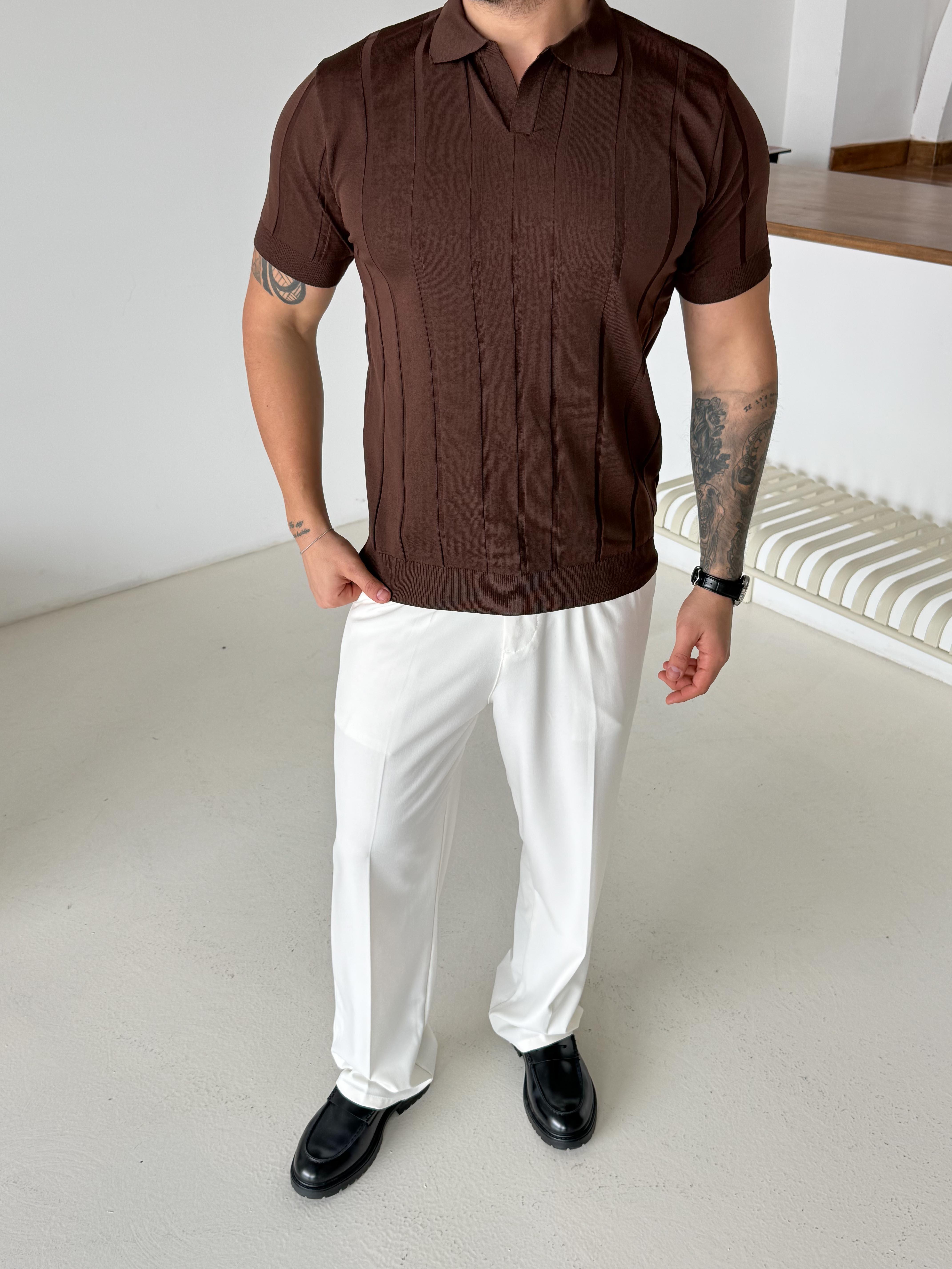 T-SHİRTKahve Hemşire Yaka Triko TK