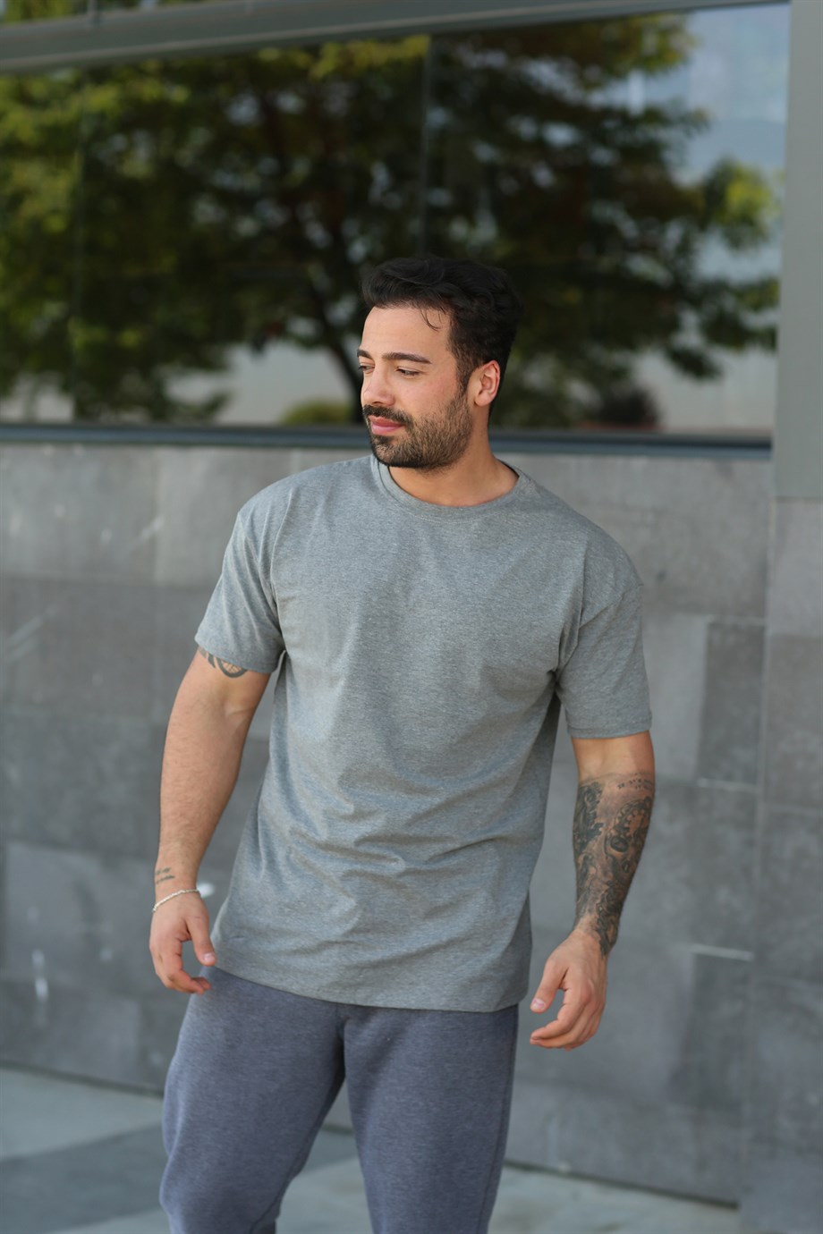 T-SHİRTKoyu Gri Penye Oversize T-SHİRT MHL