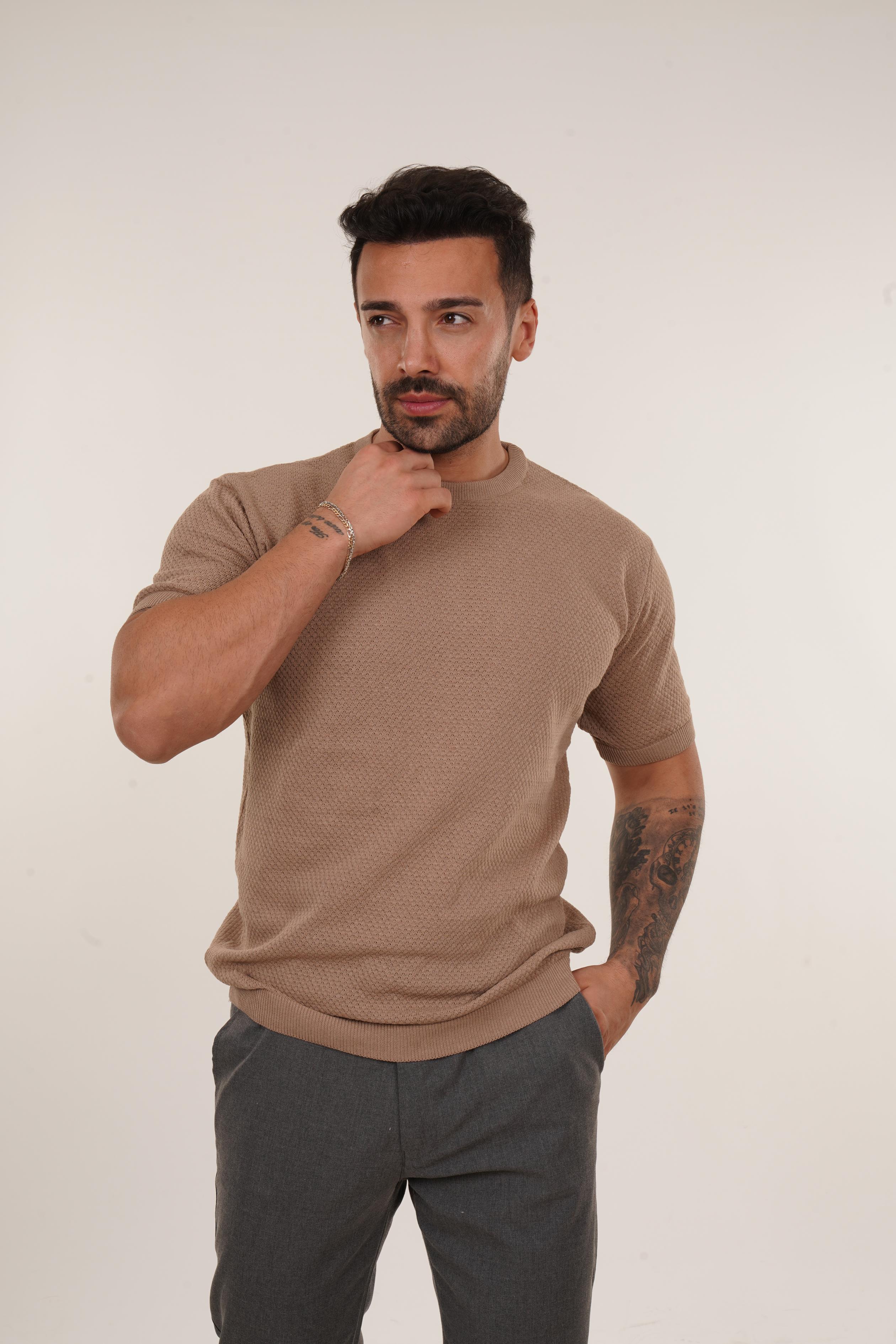 T-SHİRTKrem Nopen Desen Triko TB