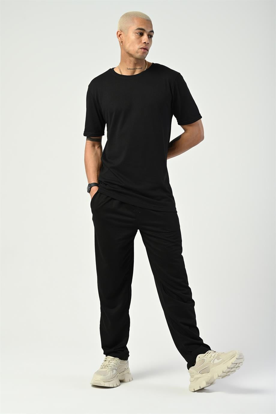 T-SHİRTSiyah Düz Suprem Basic T-SHIRT SC