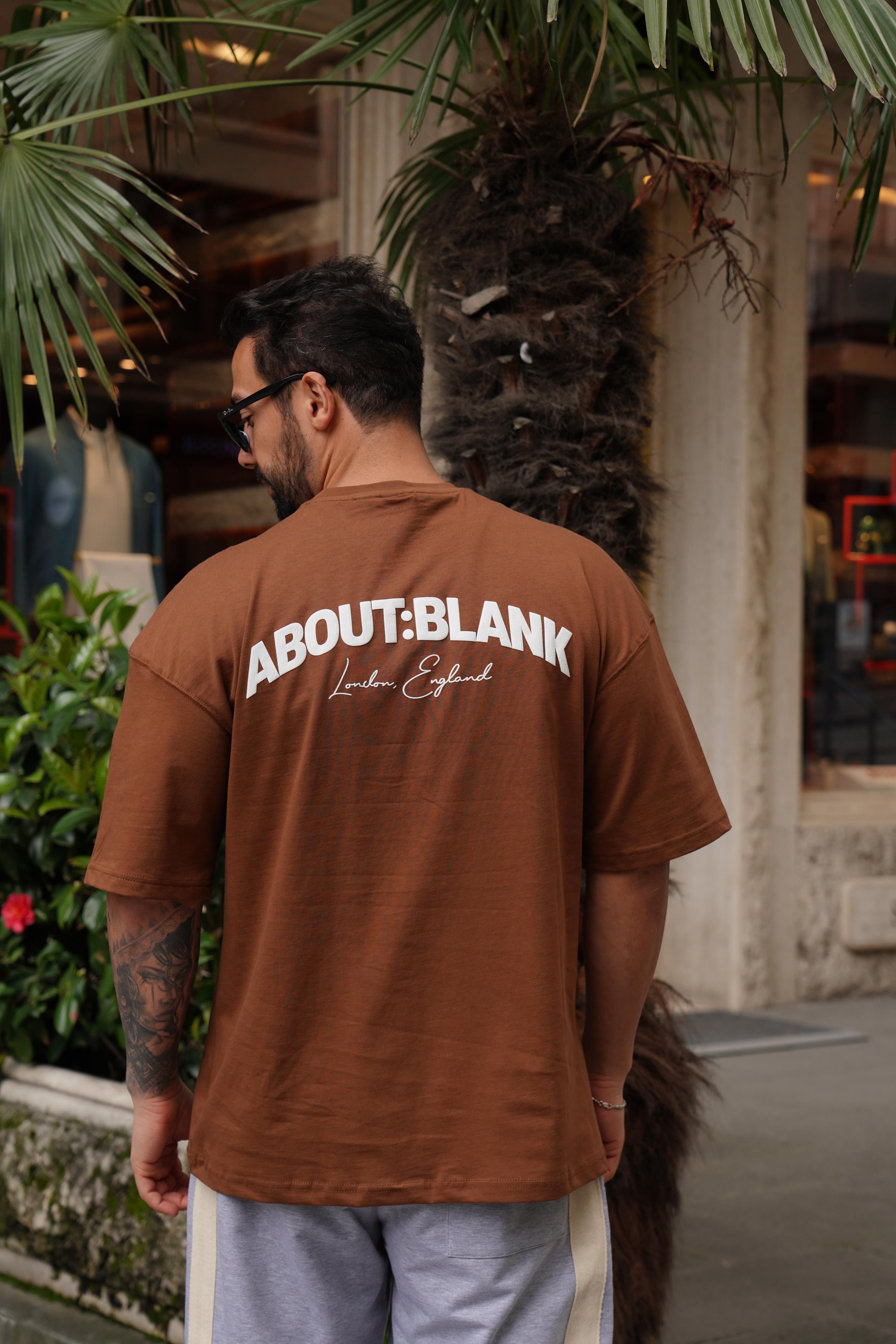 T-SHİRTTaba About Blank Göğüs Baskılı Oversize T-Shirt EST