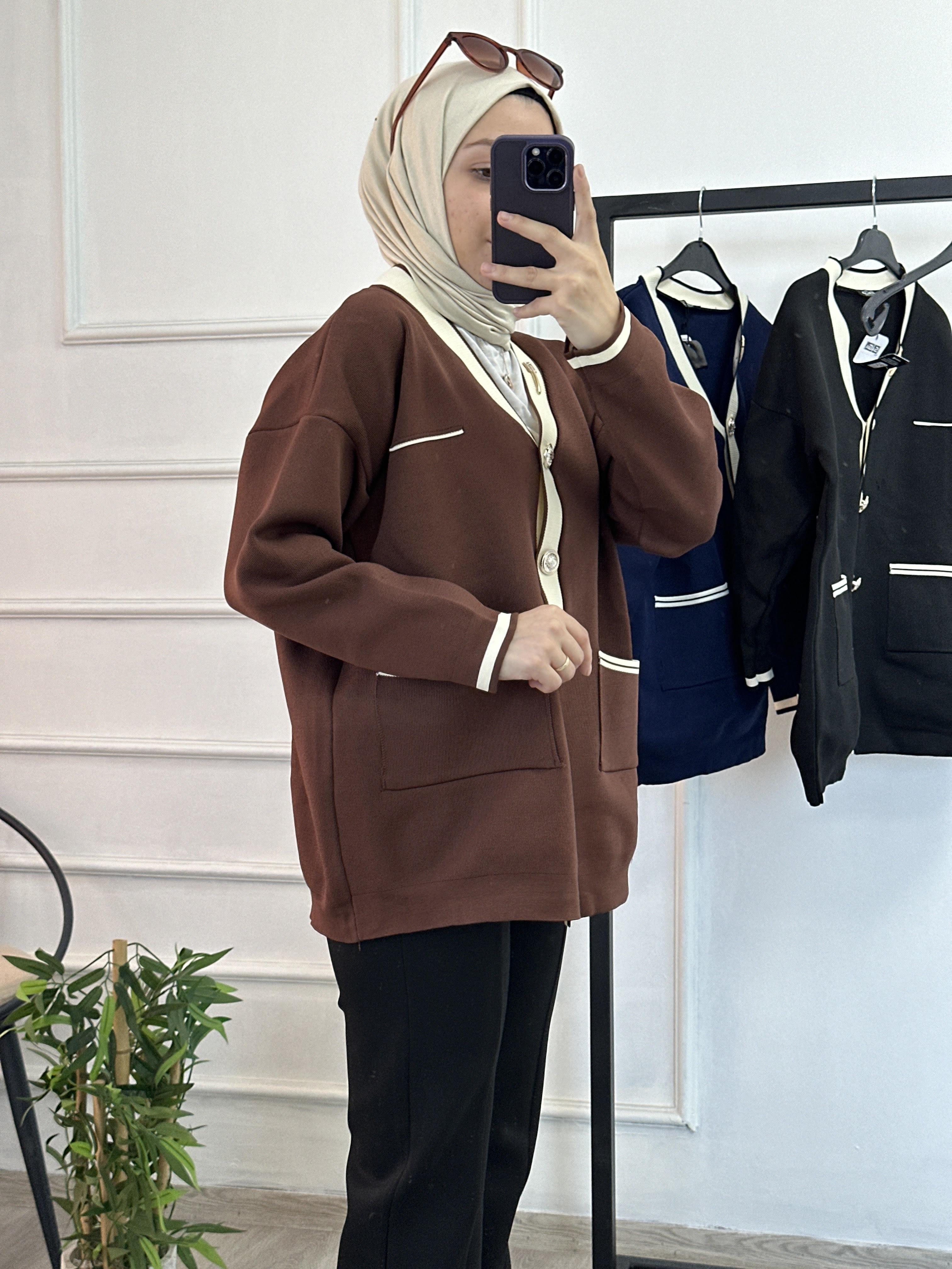 BROŞLU Triko Hırka Acı Kahve