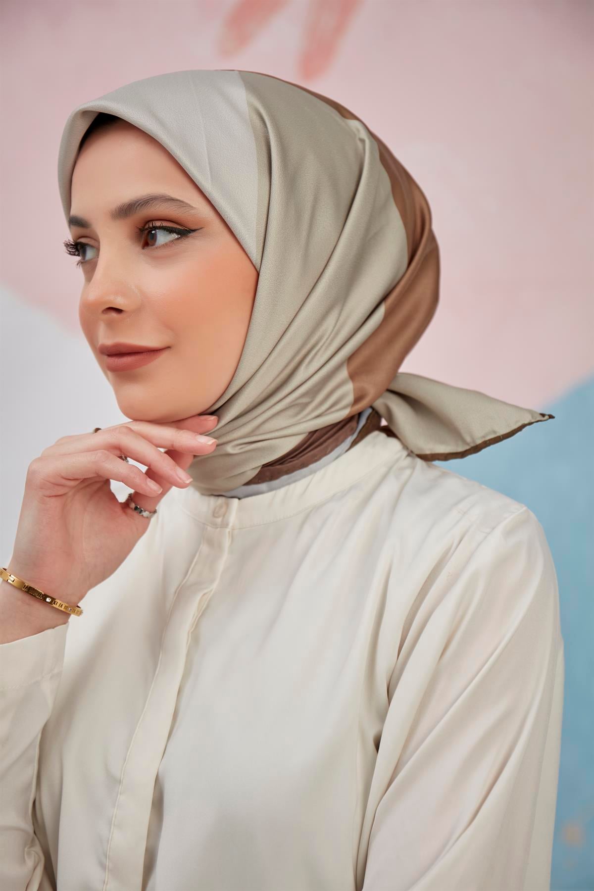 Twill Eşarp 4 Renkli Desen Yağ Yeşili