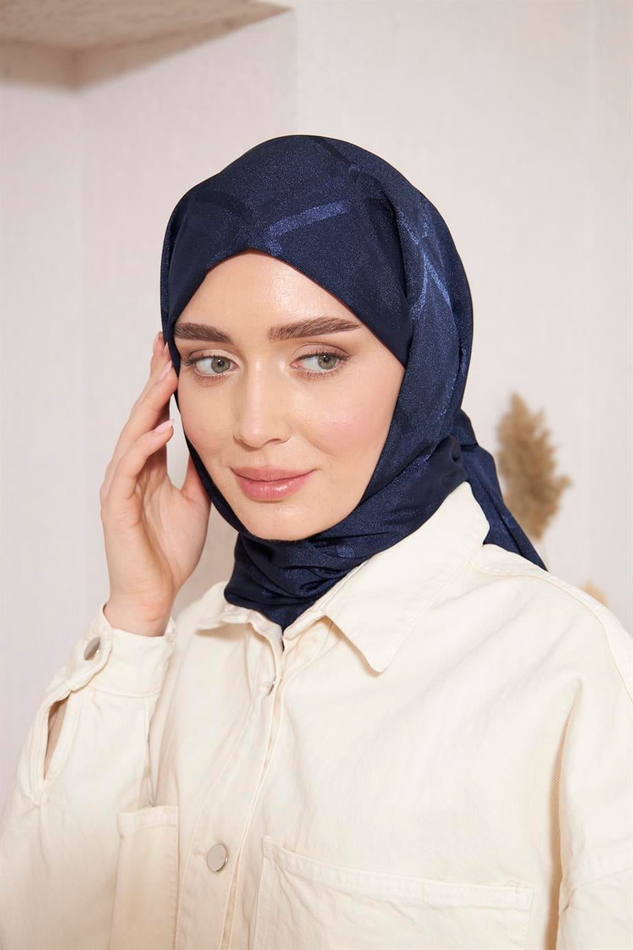 Parlak İtalyan Jakar Şal Kare Desen Lacivert