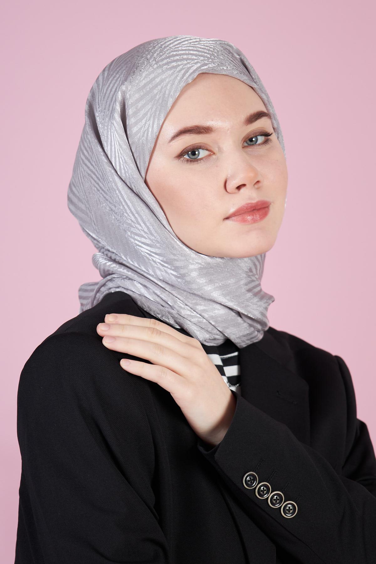 Parlak İtalyan Jakar Şal ZigZag Desen Gri