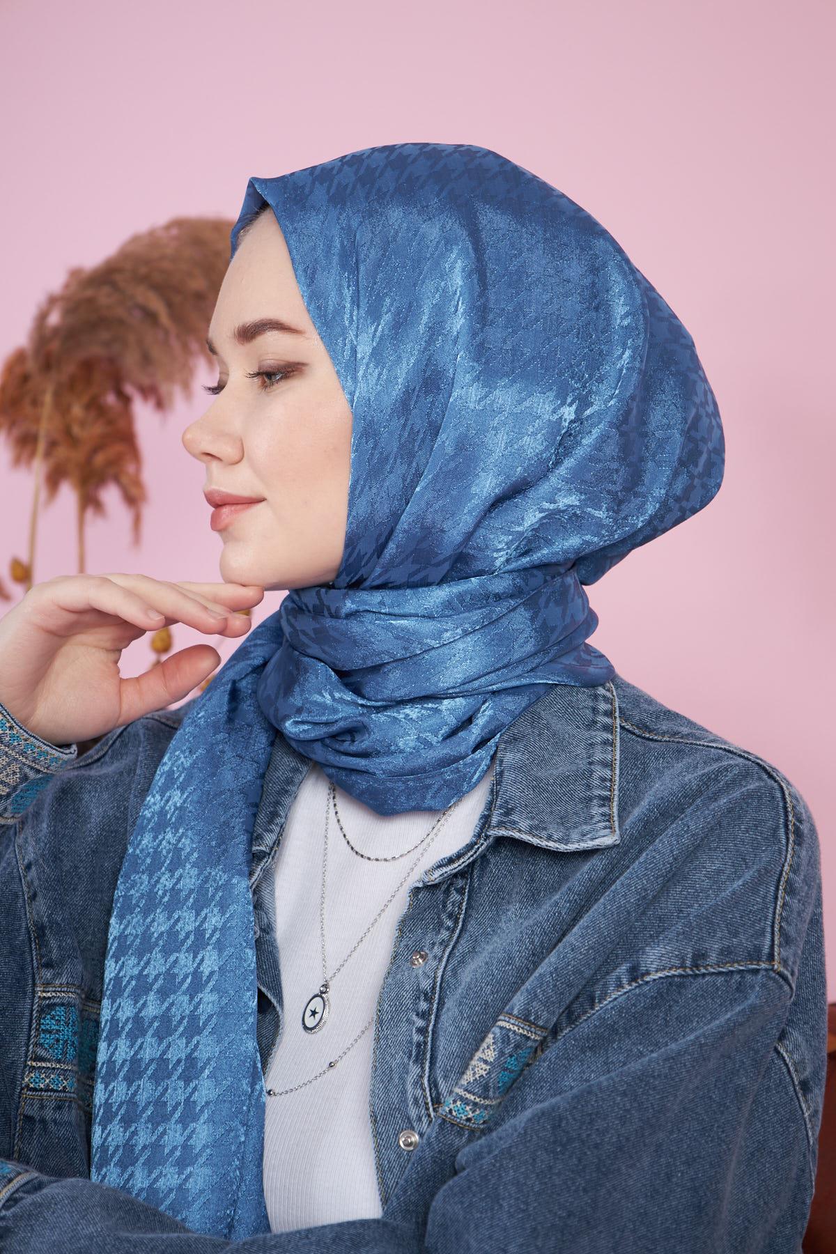 Parlak İtalyan Jakar Şal Kaz Ayağı Desen İndigo