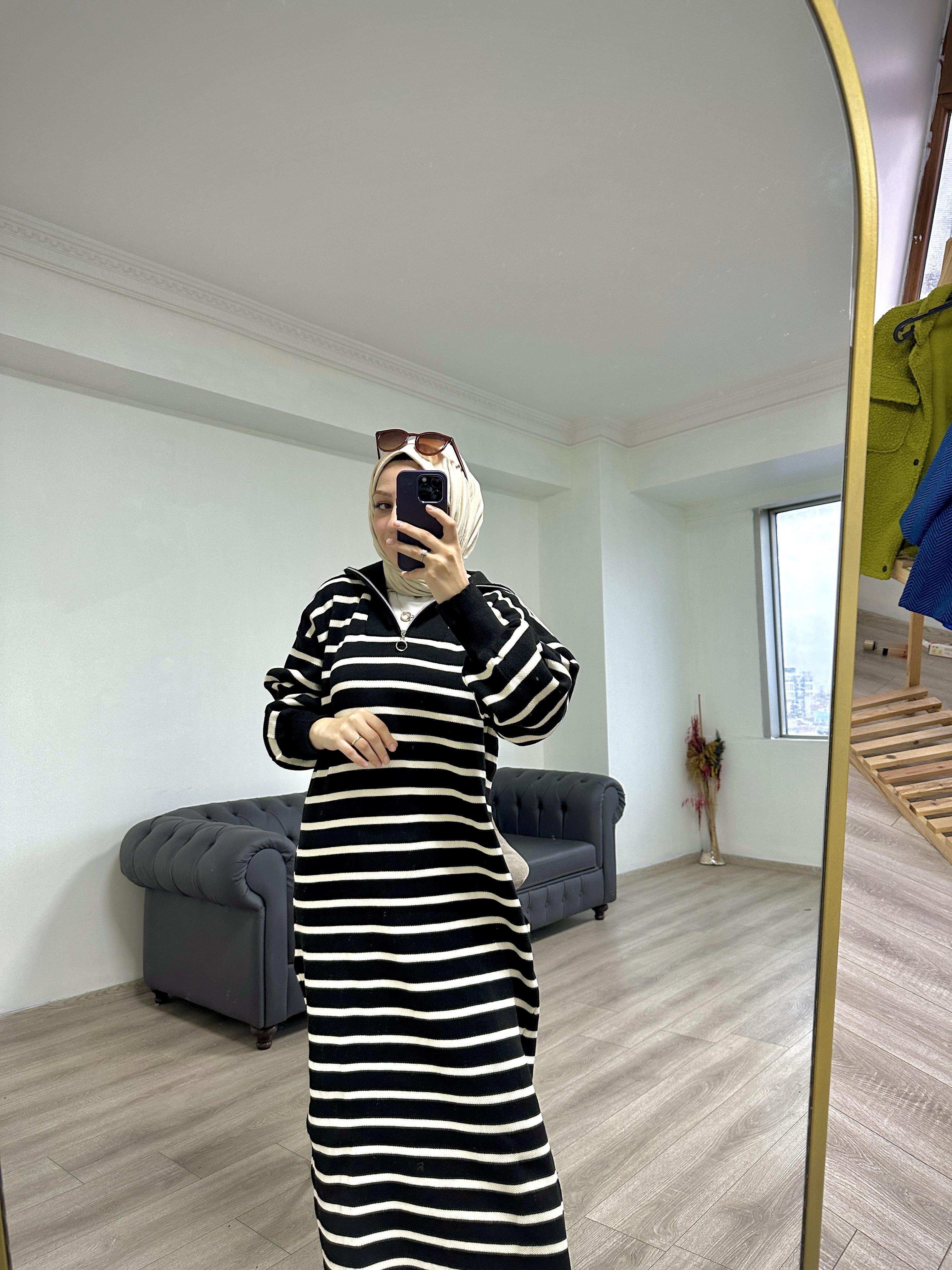 Çizgili Fermuarlı Triko Elbise Siyah