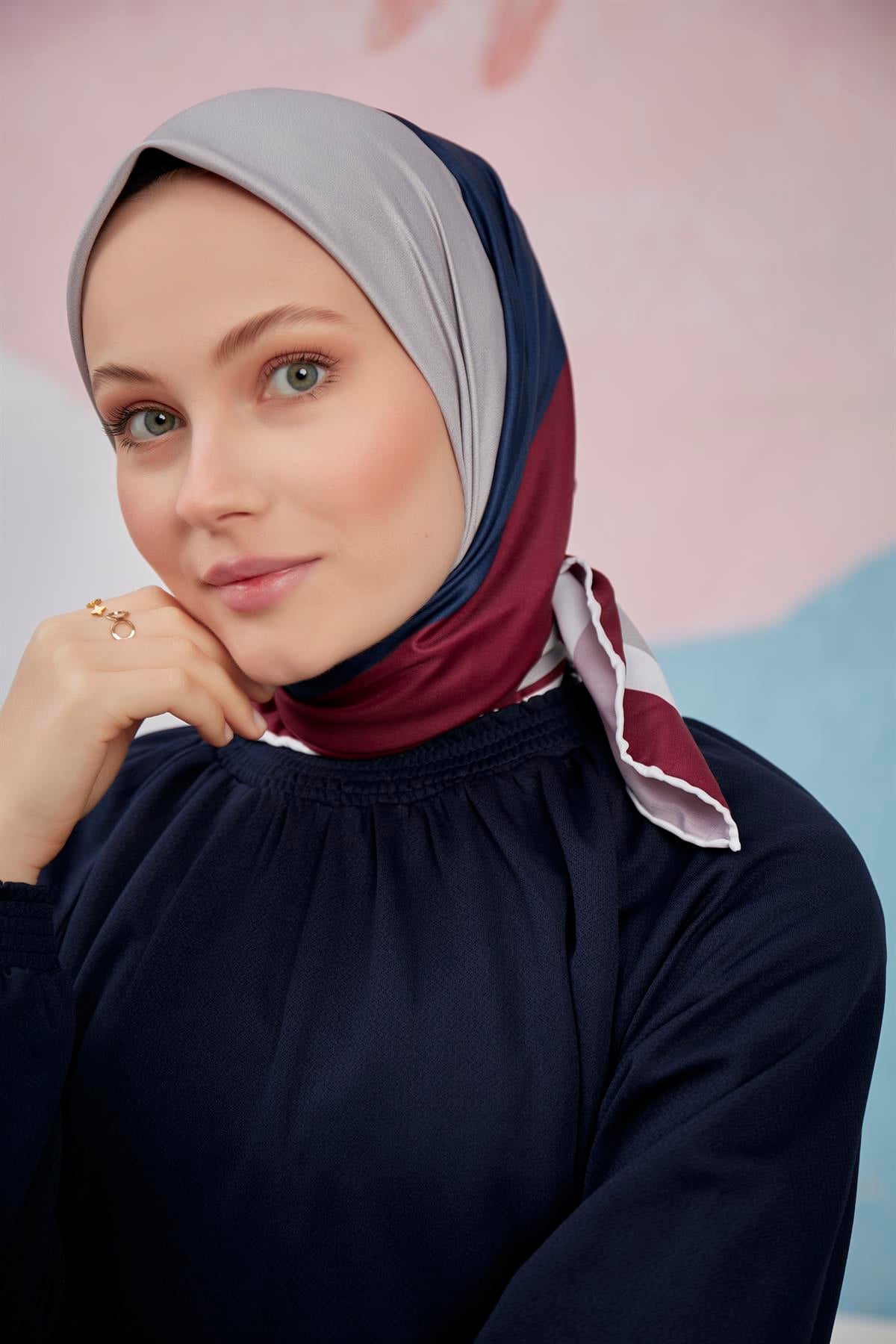 Dijital Baskılı Twill Eşarp Lacivert