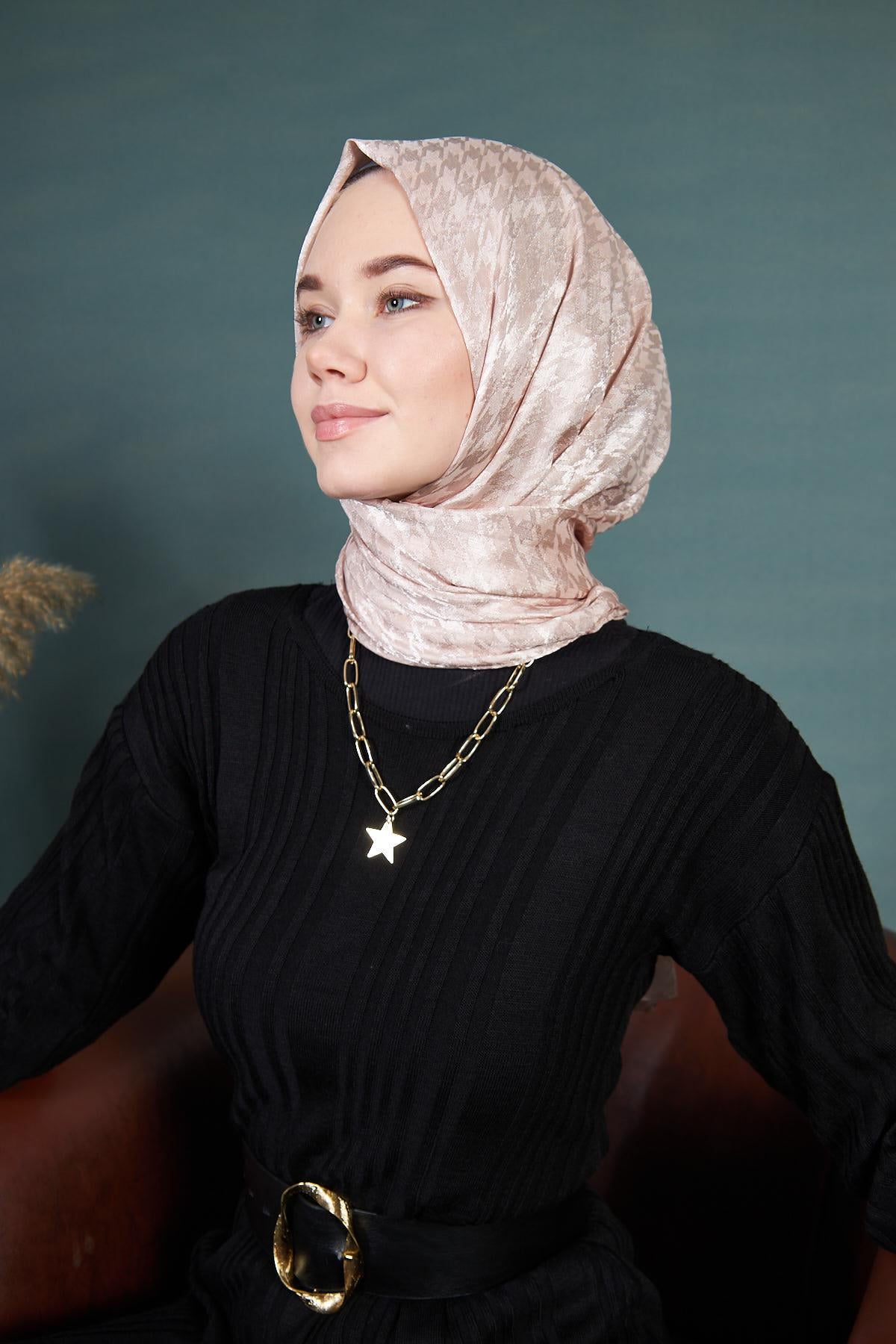 İtalyan İpeksi Jakar Şal Sütlü Kahve