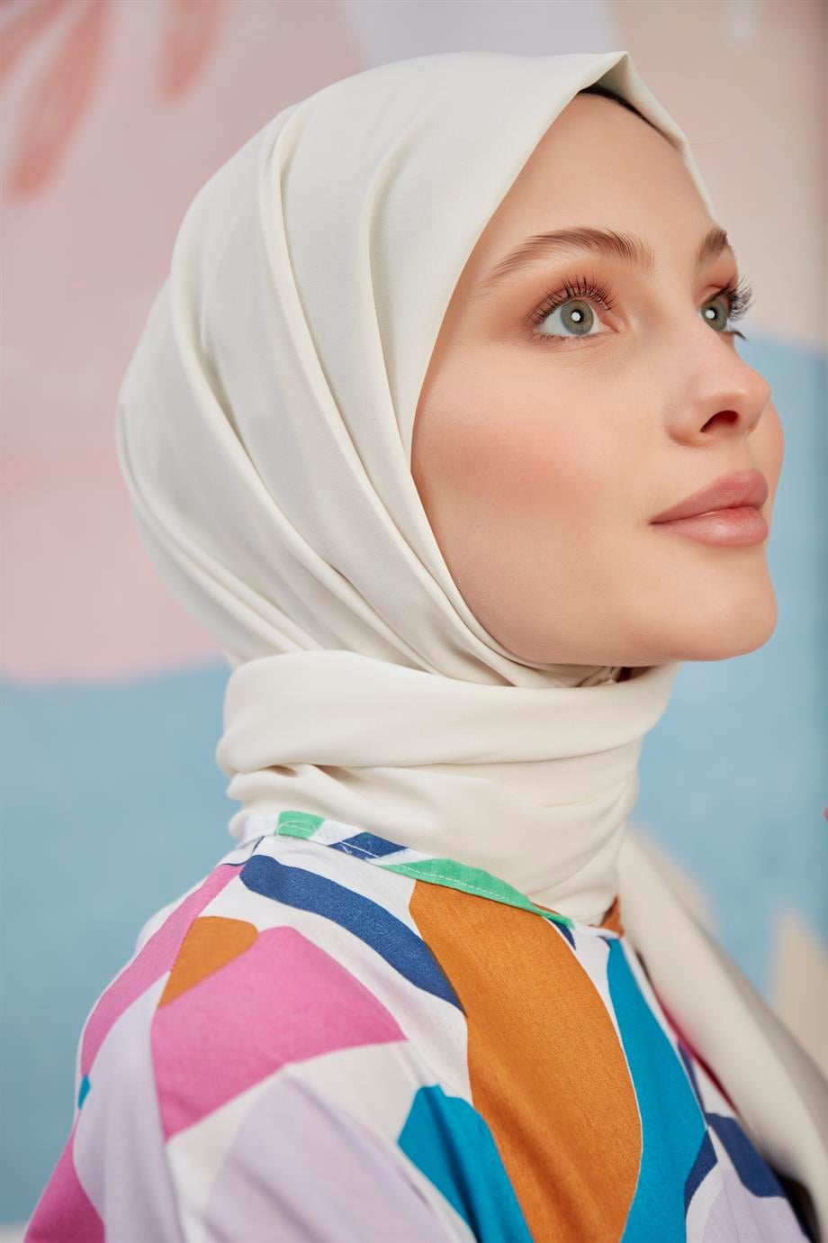 Medine İpeği Şal Ekru