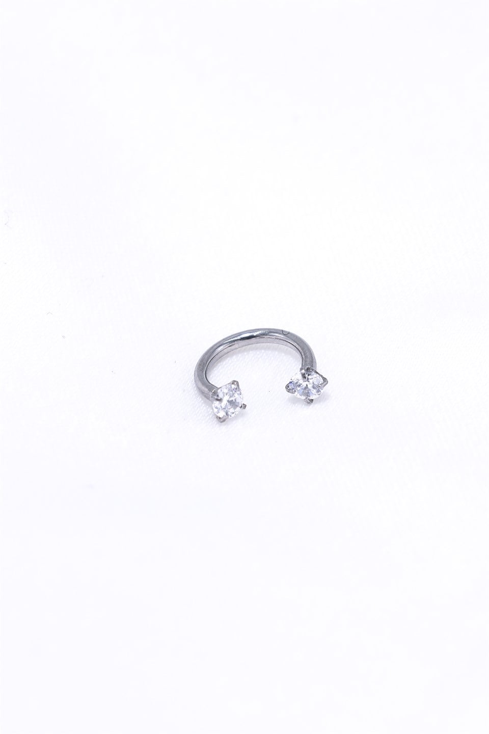 Gümüş Renkli Freya Tragus 