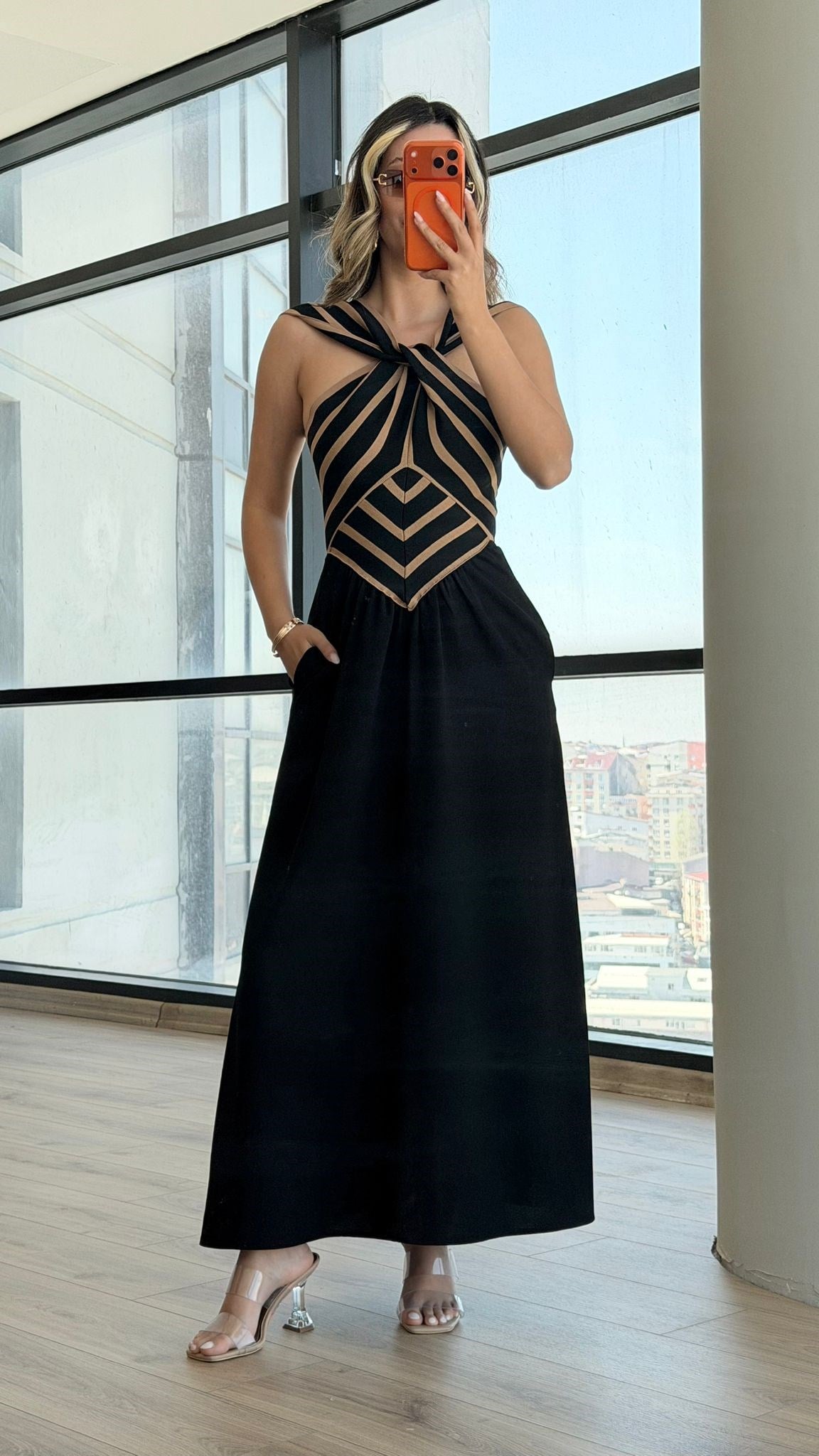 Camel-Siyah Çapraz Triko Detay Zr Model Elbise